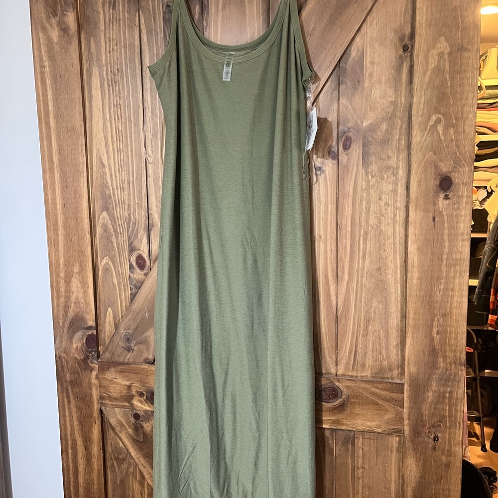 Beyond Yoga Women’s Olive Green Sleeveless Maxi Dress - Picture 11 of 11